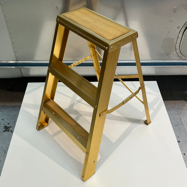 Vtg Macklanburg-Duncan Gold-Anodized Aluminum Stepladder