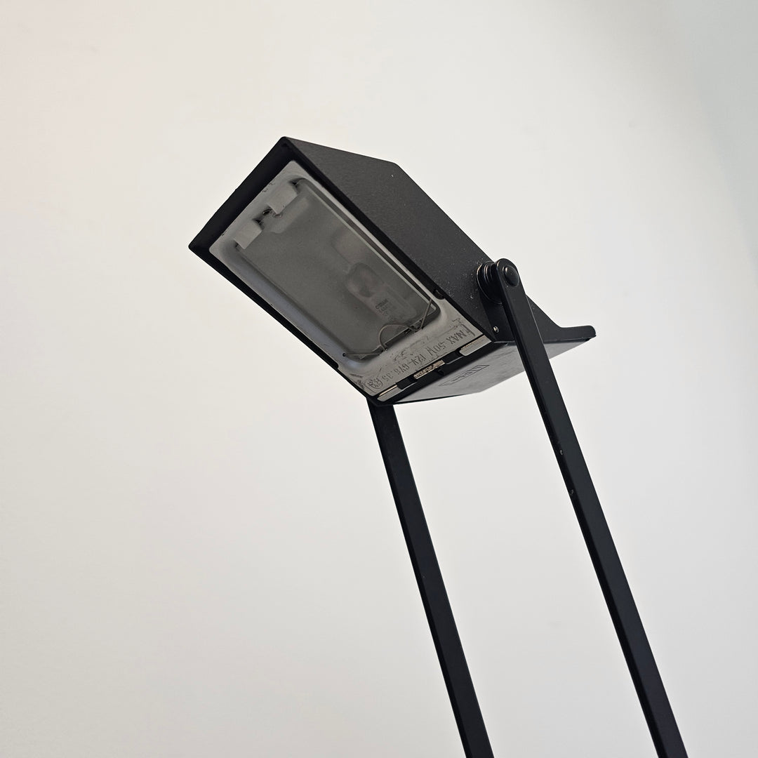 Artemide Tizio Classic Table Lamp