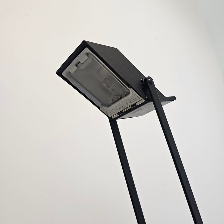 Artemide Tizio Classic Table Lamp